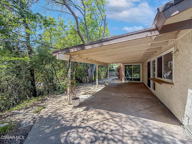Building Photo - 3761 Patrick Henry Pl