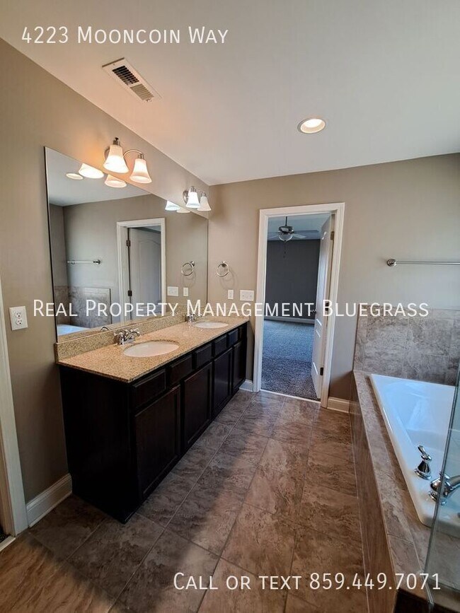 Building Photo - 4223 Mooncoin Way