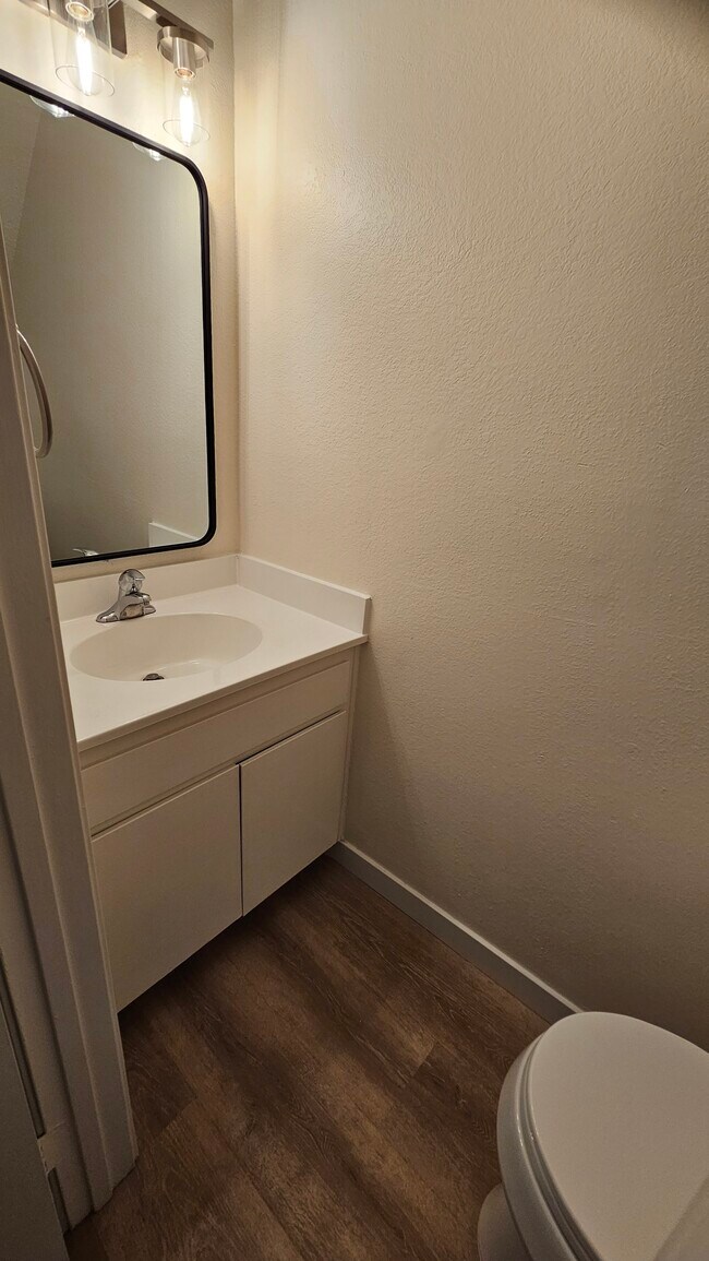 Building Photo - 7964 Mission Center Ct