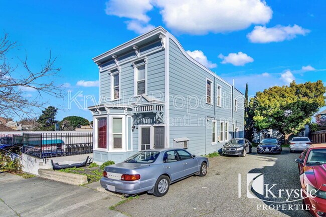 Building Photo - 730 Florida St