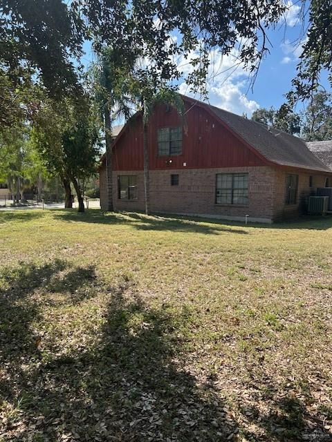 Building Photo - 20 Mile 10 N