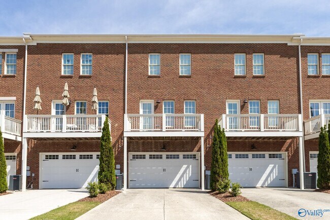 Building Photo - 21 Stone Mason Way NW