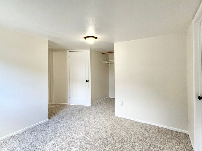 Building Photo - Charming Cottage Retreat – 1 Bed / 1 Bath ...