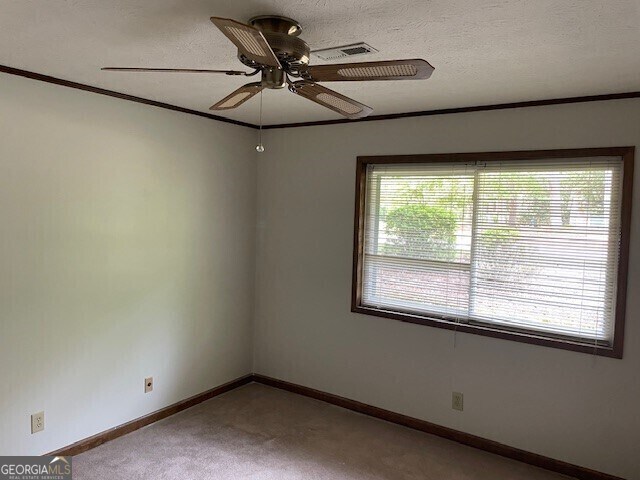 Building Photo - 100 Sandown Dr