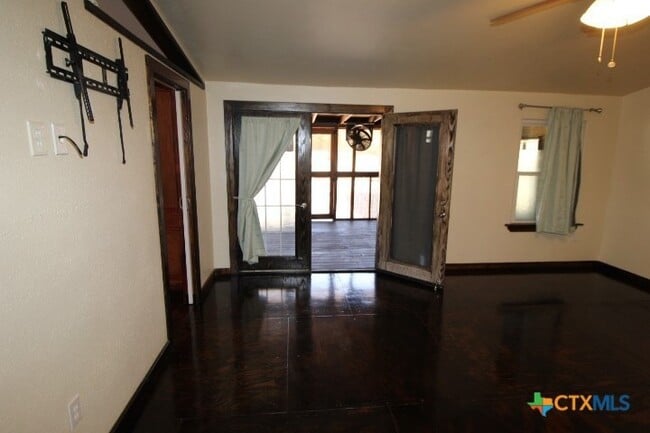 Building Photo - 2809 Connell St