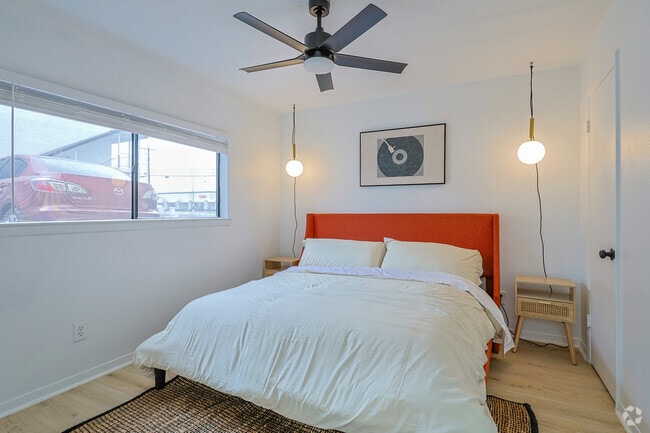 2BR, 1BA - 900SF - Primary Bedroom - Azulina Gardens