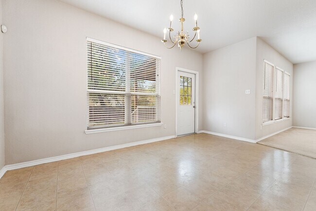 Building Photo - 3 Bedroom/2.5 Bath Villas at Canyon Golf S...