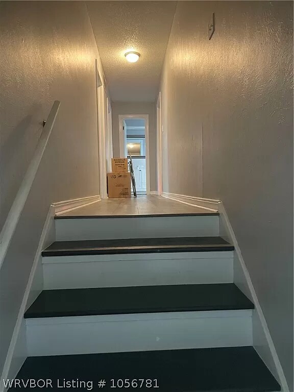 Building Photo - 3701 S 32 Cir