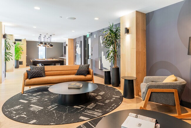 Building Photo - 3560 Rambla Pl