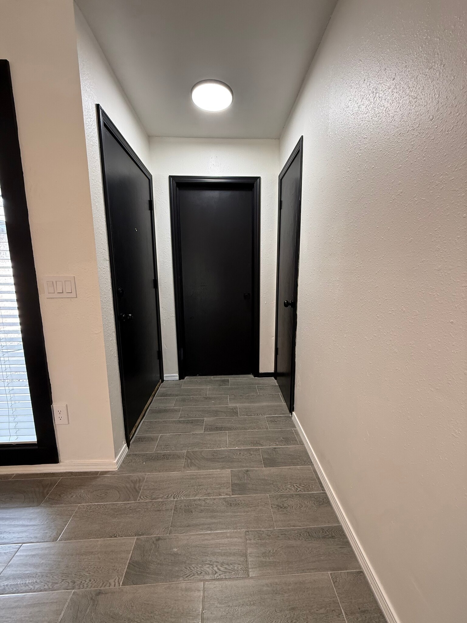 Entree way - 4204 NW 51st St