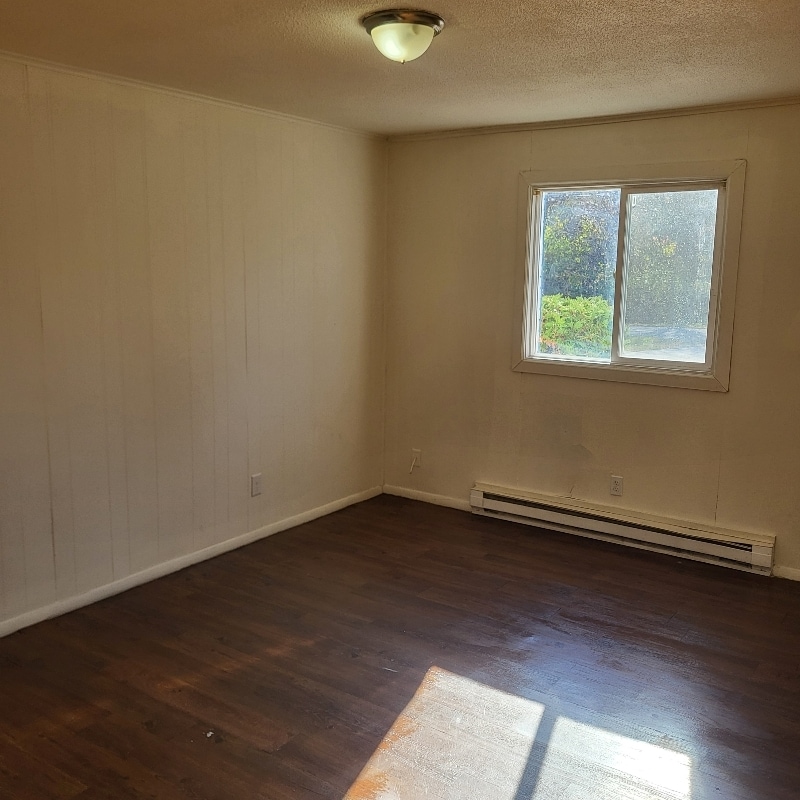 Building Photo - 1019 Colonial Dr