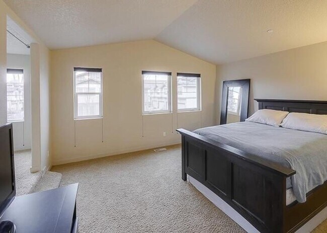 Building Photo - 29150 Bergen Ln
