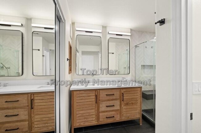 Building Photo - Coastal Tri-Level Retreat | Canyon Views | Walk to Downtown Oceanside & the Beach