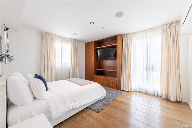 Building Photo - 11 Marine Terrace