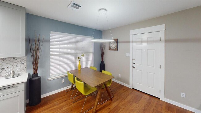 Building Photo - 4301 Banister Ln
