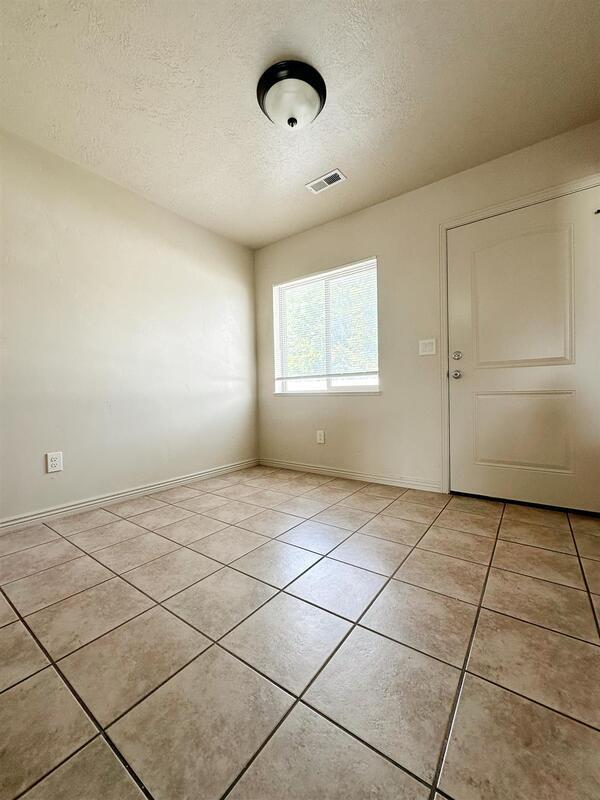 Building Photo - 722 W 350 N