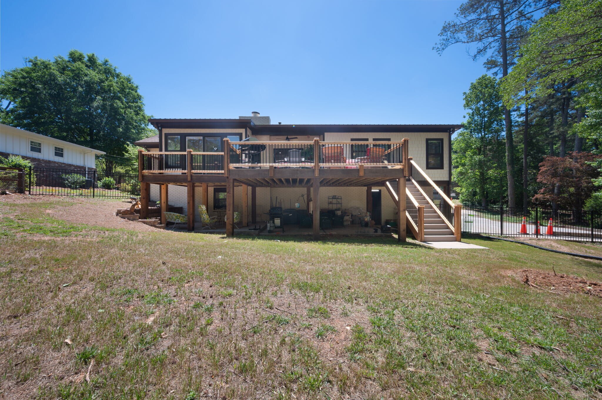 Building Photo - 2614 Peeler Rd