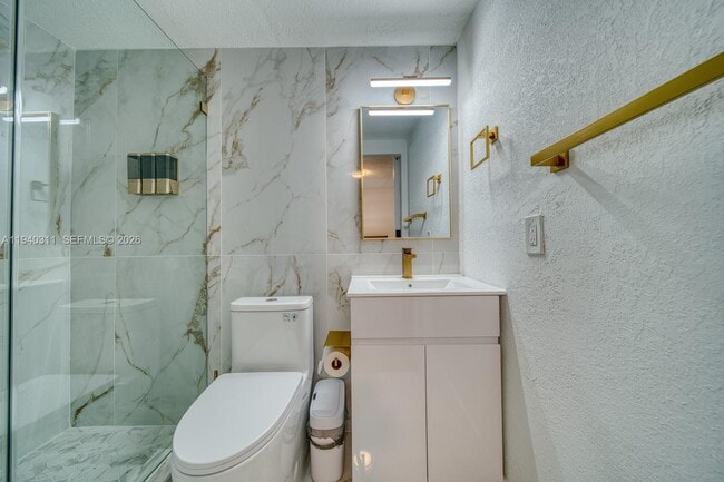 Building Photo - 2741 SW 67th Ave