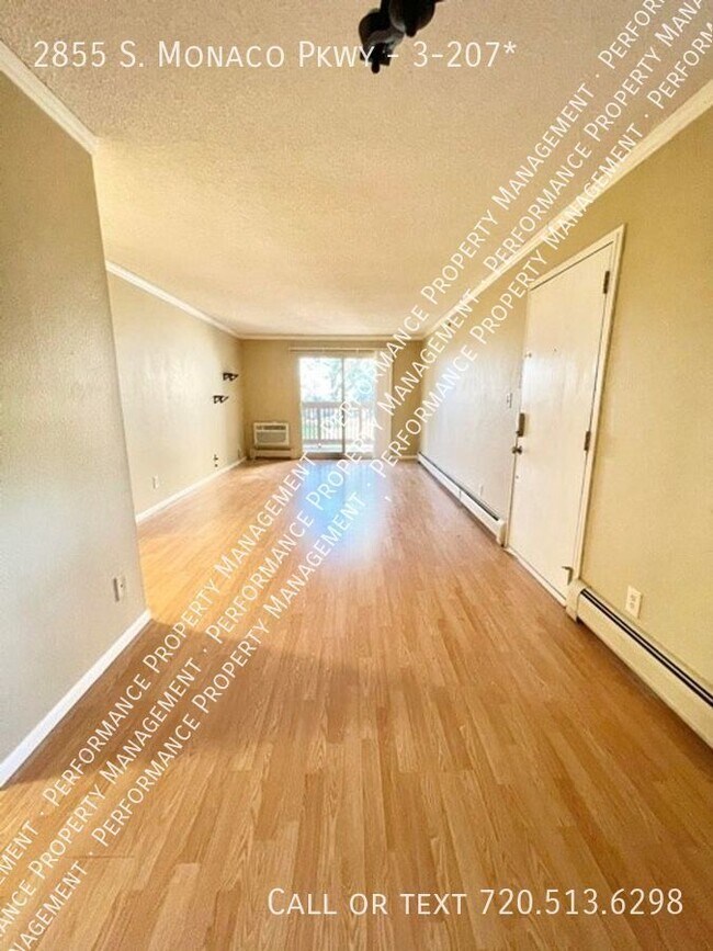 Building Photo - Plaza De Monaco Condo