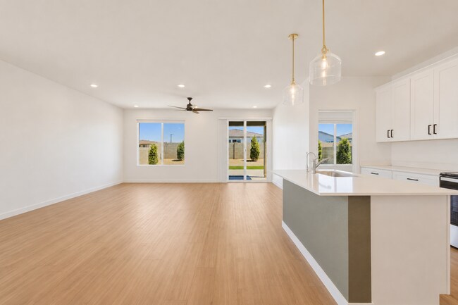 Building Photo - 18128 W Soft Wind Dr