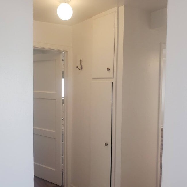 Building Photo - Nice 1bd/1ba Duplex in DT Livermore
