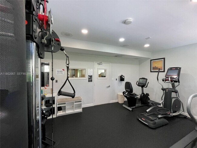 Building Photo - 1953 SW 15th St