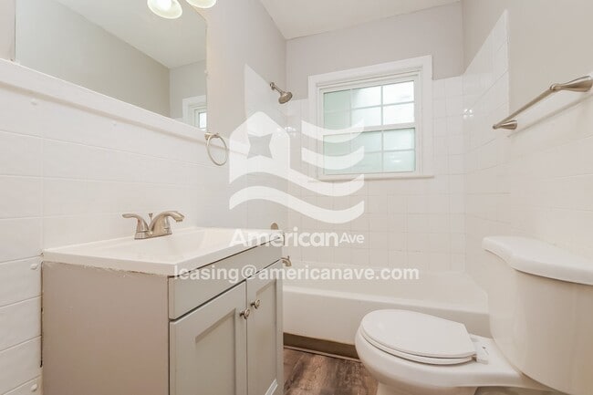 Building Photo - 5619 Wabash Ave