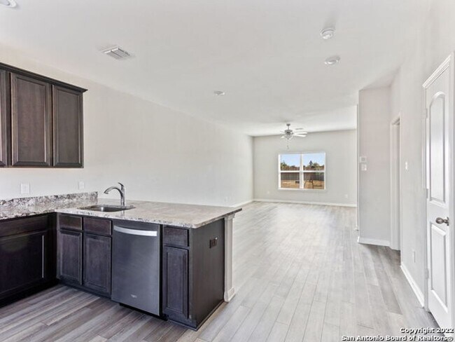 Building Photo - 6550 Underwood Way