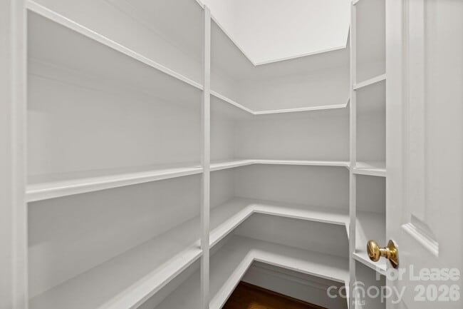 Building Photo - 9205 Woodriver Ln