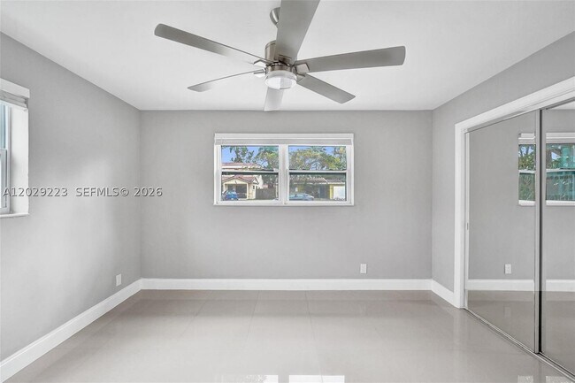 Building Photo - 1423 Garfield St
