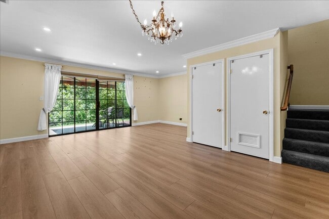 Building Photo - Updated Porter Ranch Townhome with Scenic ...
