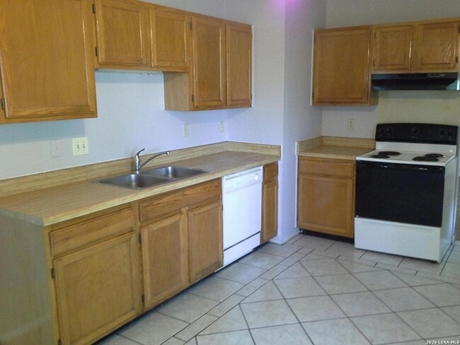 Building Photo - 8448 Dixon Ridge Dr