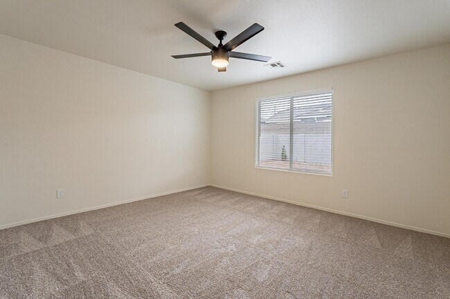 Building Photo - 338 N 152nd Dr