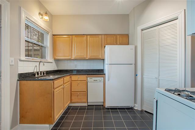 Building Photo - 4404 Birchman Ave