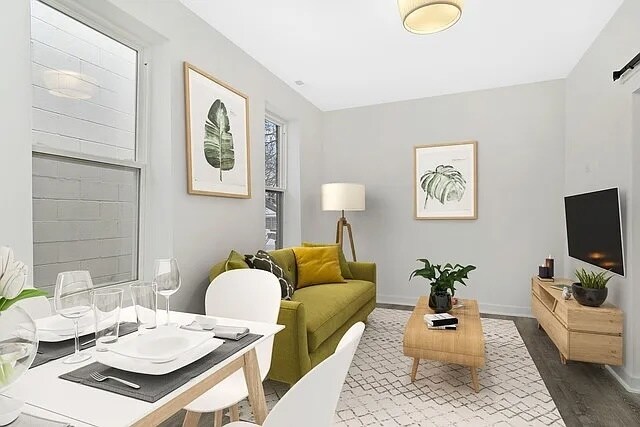 Building Photo - 1731 W Potomac Ave