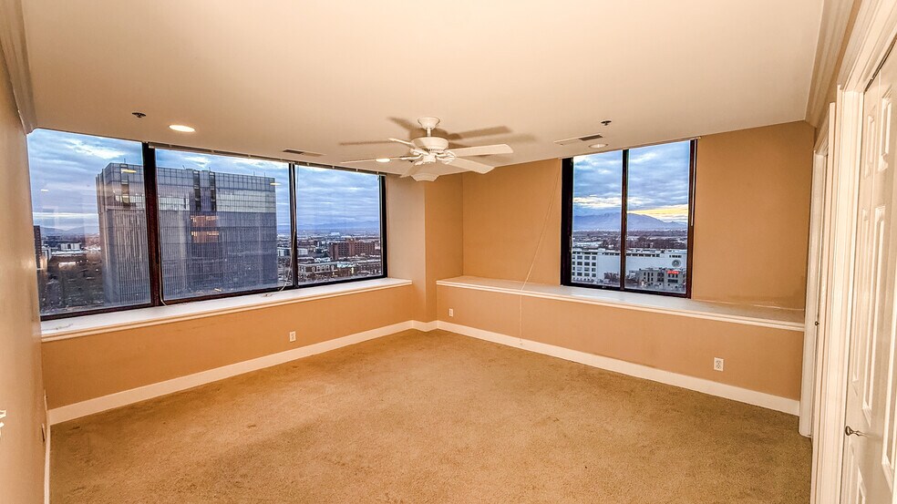 Building Photo - 44 W Broadway