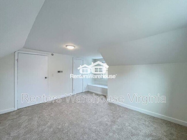 Building Photo - 4862 Norvella Ave