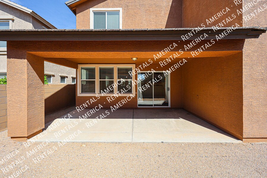 Building Photo - 3005 W Ferruccio Pl