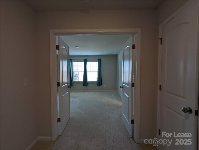 Building Photo - 7123 Jane Parks Way