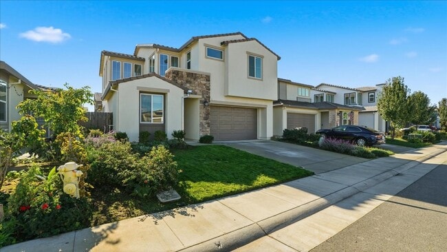 Building Photo - 5120 Moonraker Ln