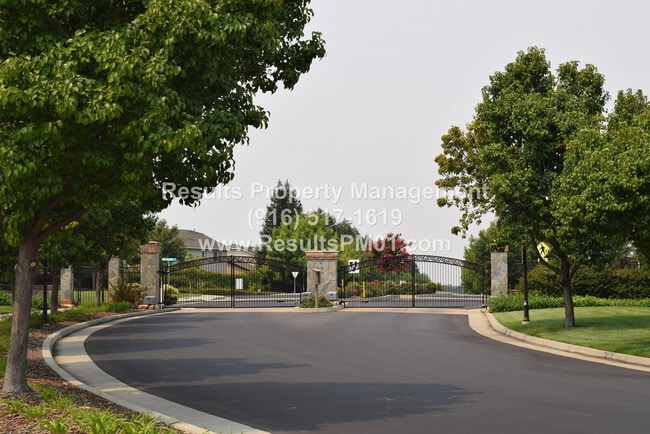 Building Photo - Newly Upgraded West Roseville 4 Bed 3 Bath...