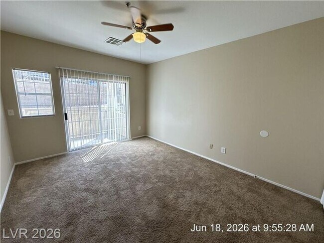 Building Photo - Green Valley Condo w/Community Pool!!