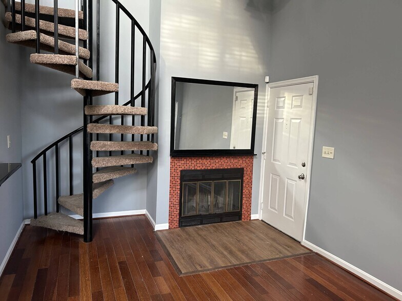 Building Photo - 14118 Bowsprit Ln