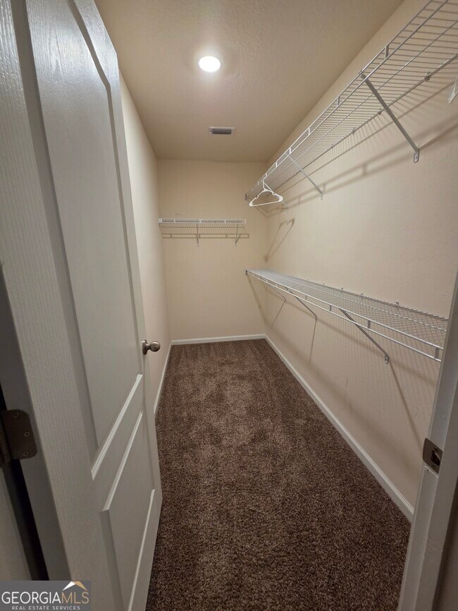 Building Photo - 152 Ashwood Cir