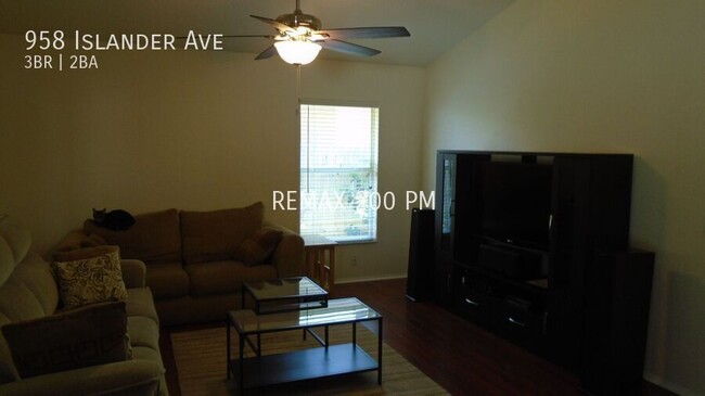 Building Photo - 958 Islander Ave
