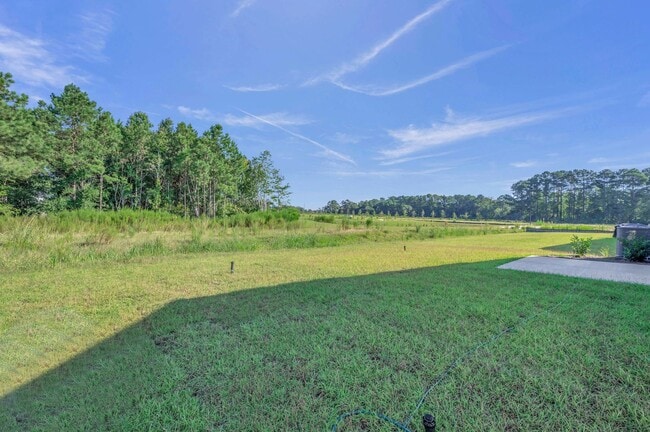 Building Photo - ***MOVE-IN SPECIAL*** $500 OFF OF YOUR FIR...