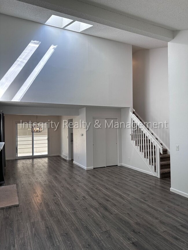 Building Photo - 3860 S Atchison Way