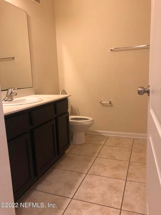 Building Photo - 4990 Key Lime Dr