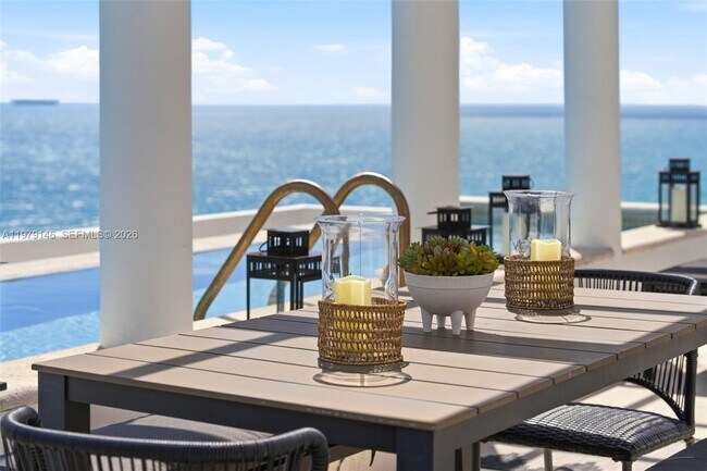 Building Photo - 5801 Collins Ave