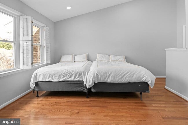 Building Photo - 6939 Copperbend Ln